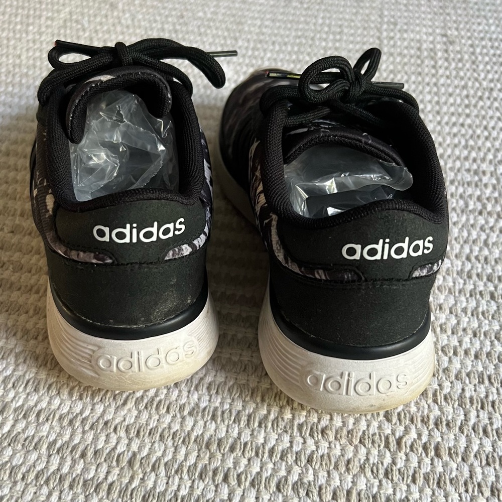 Adidas Sneakers - Picture 3 of 6